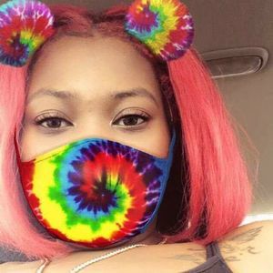 Meet your Posher, Precious